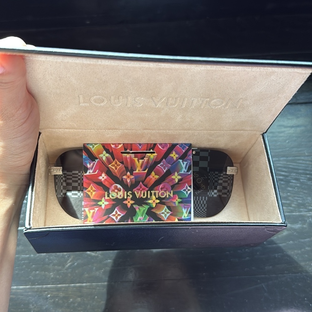 Louis Vuitton Animated Damier Ash Sunglasses - Picture 6 of 16